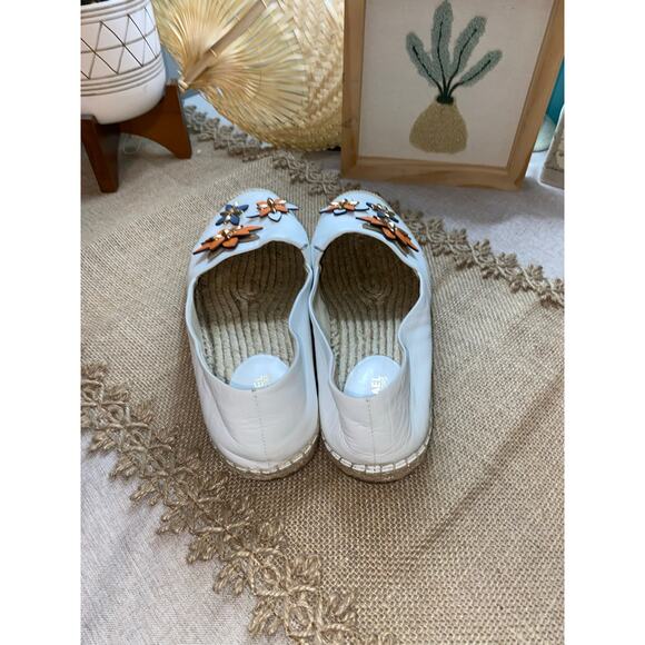 Michael Kors White Floral Flower Embellished Slide On Espadrilles Flats GUC 6.5M - Picture 5 of 13
